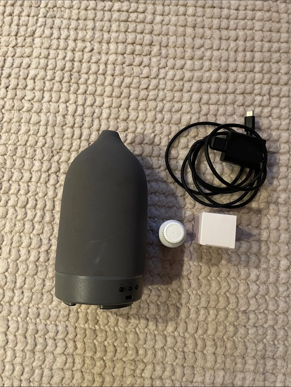 Vitruvi aroma Diffuser – Black Ceramic Ultrasonic Humidifier